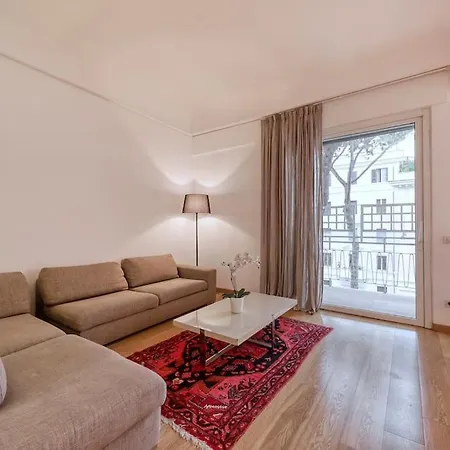 2 - Exclusive 2bedroom & 2bathroom Roma